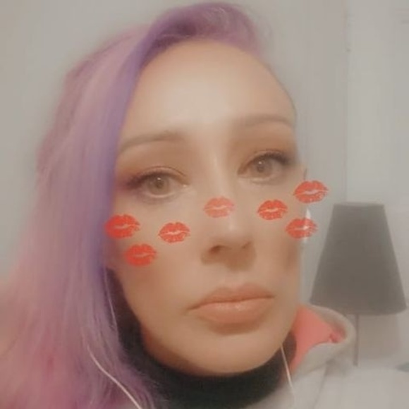 Meet your Posher, Kat - Picture 1 of 1